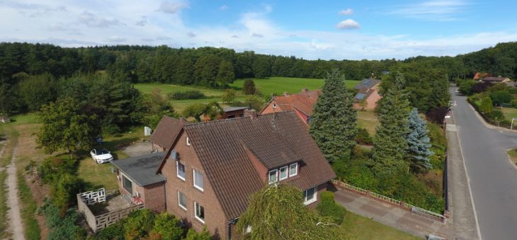 EINFAMILIENHAUS IN RUHIGER FELDRANDLAGE VON MARIENAU2